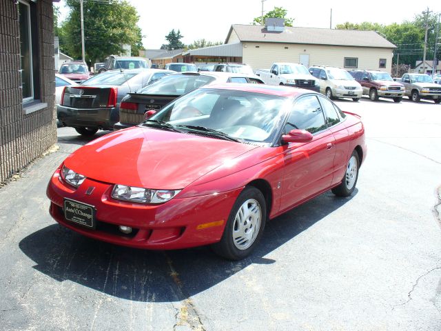 Saturn S Series 2000 photo 2