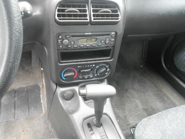 Saturn S Series 2000 photo 4