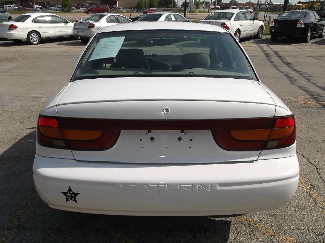 Saturn S Series 2000 photo 1