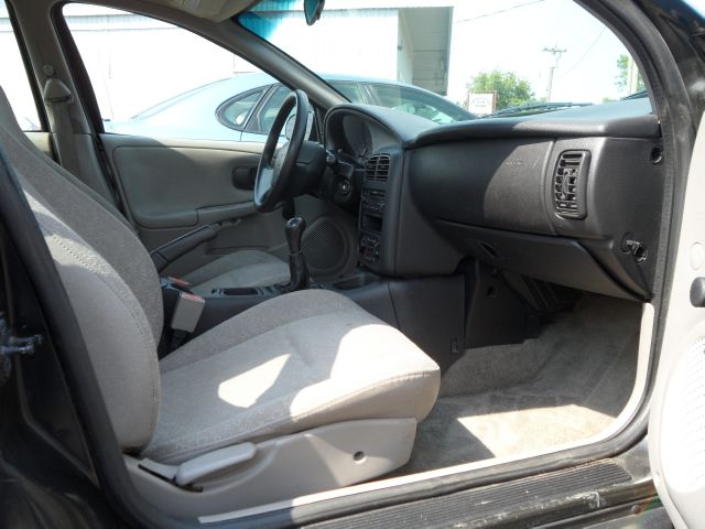 Saturn S Series 2000 photo 3