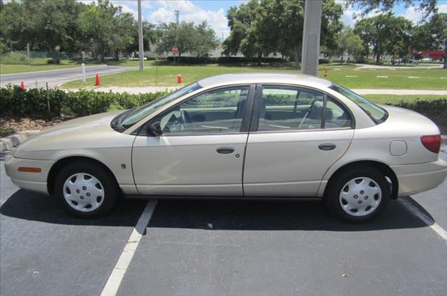 Saturn S Series 2001 photo 1