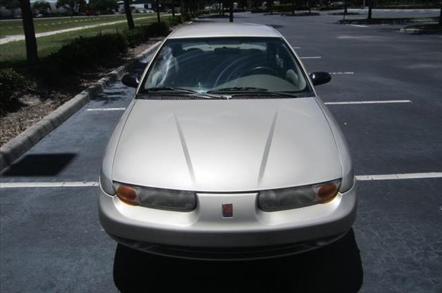 Saturn S Series 2001 photo 4