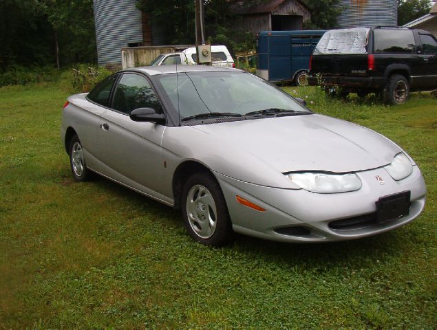 Saturn S Series 2001 photo 1