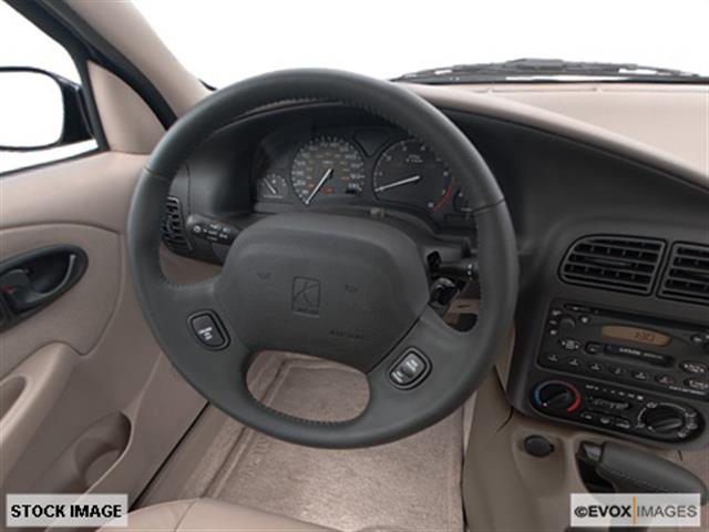 Saturn S Series 2001 photo 1