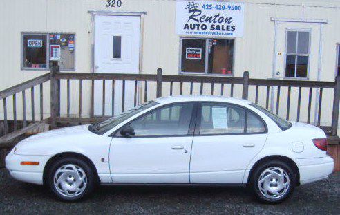 Saturn S Series 2001 photo 2