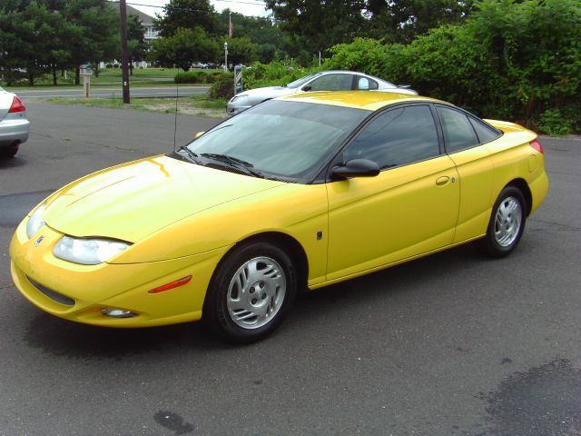 Saturn S Series 2001 photo 1