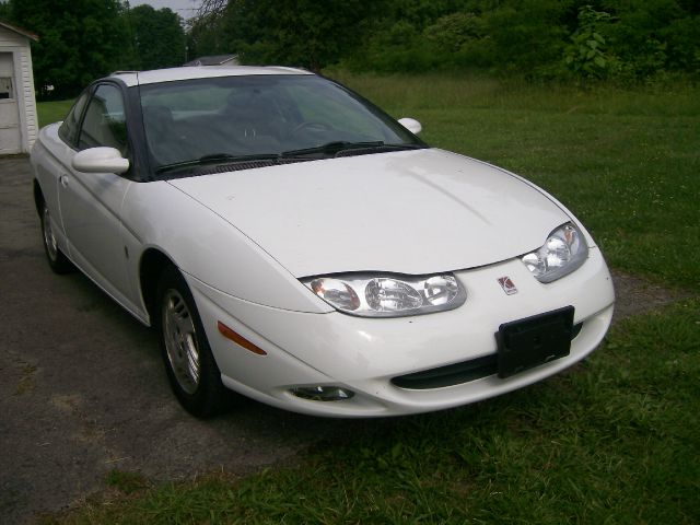 Saturn S Series 2001 photo 9