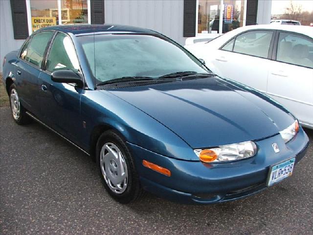 Saturn S Series 2001 photo 3