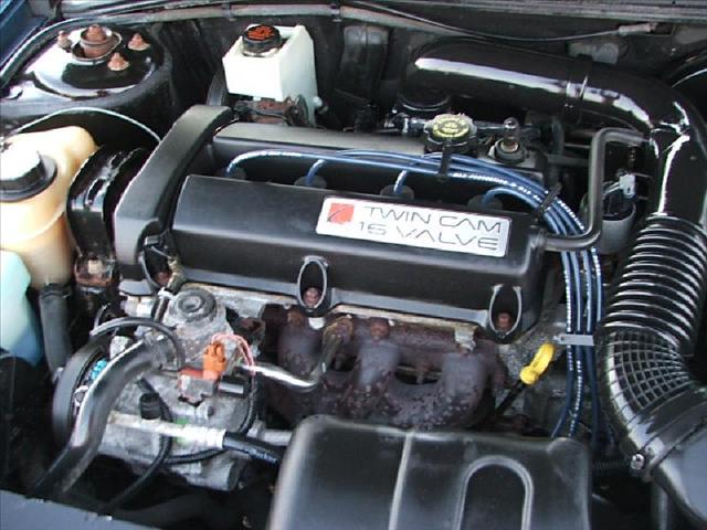 Saturn S Series 2001 photo 5