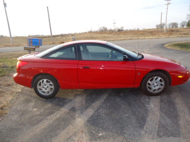 Saturn S Series 2001 photo 4