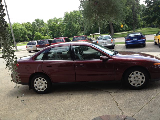 Saturn S Series 2001 photo 1