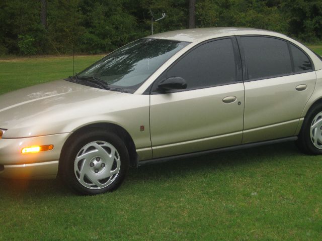 Saturn S Series 2001 photo 4