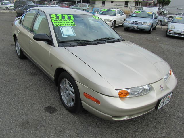 Saturn S Series 2001 photo 2