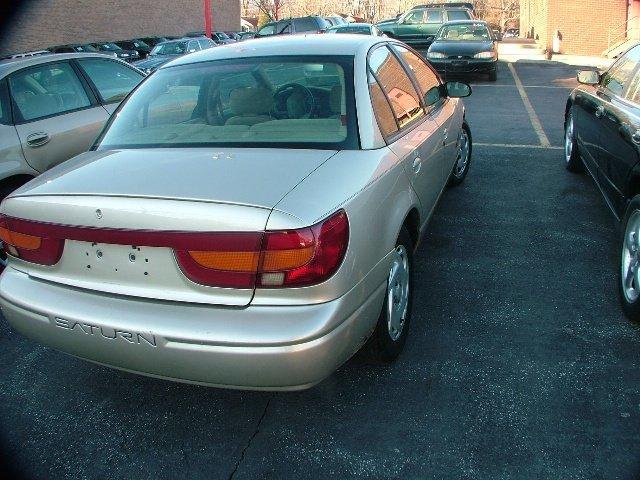Saturn S Series 2001 photo 4