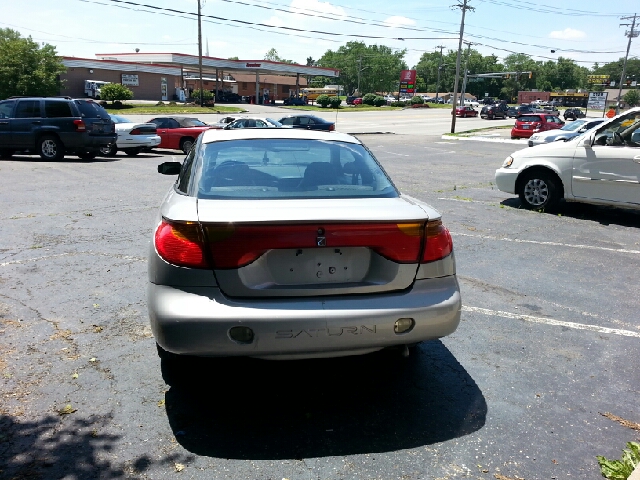 Saturn S Series 2001 photo 3