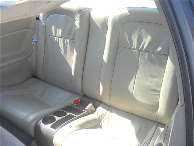 Saturn S Series 2001 photo 3