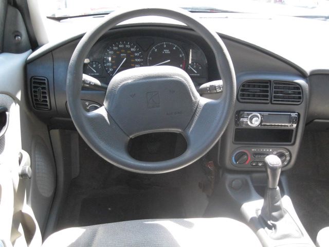 Saturn S Series 2002 photo 5