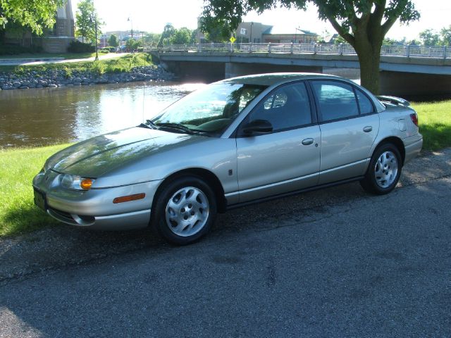 Saturn S Series 2002 photo 1