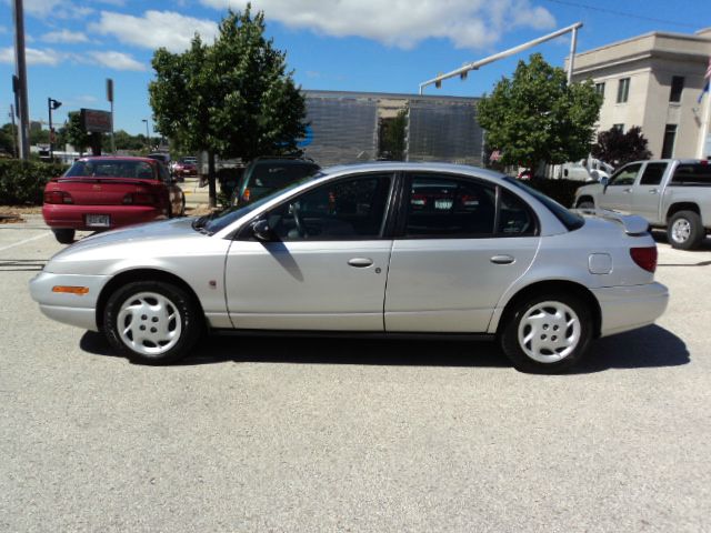 Saturn S Series 2002 photo 4
