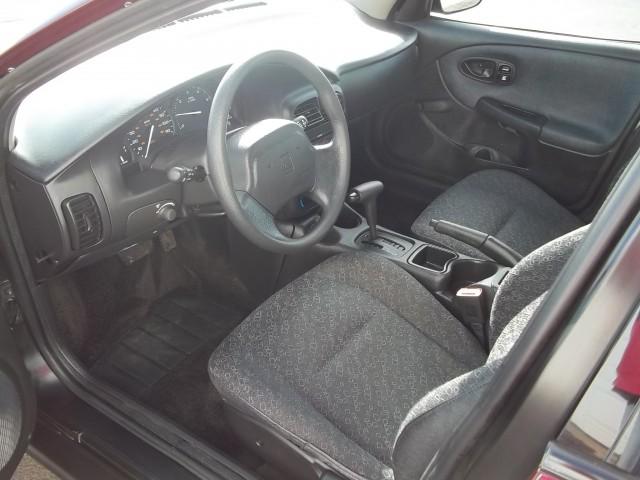 Saturn S Series 2002 photo 2
