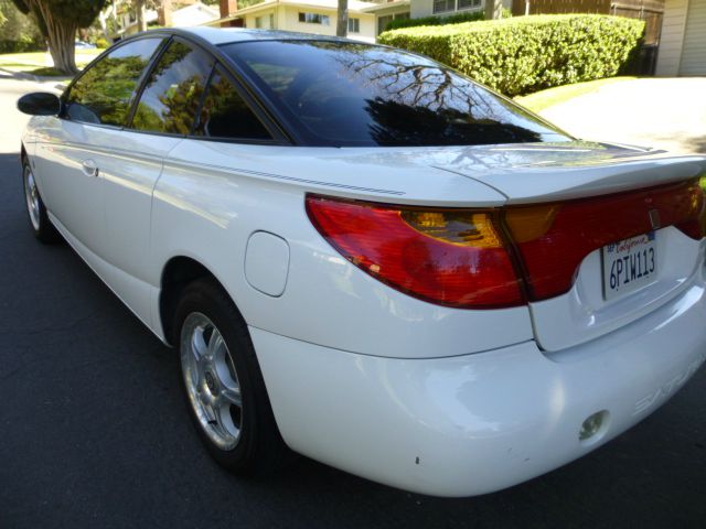 Saturn S Series 2002 photo 2