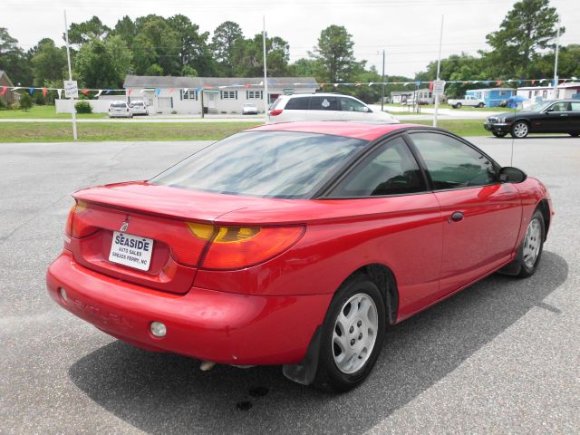 Saturn S Series 2002 photo 2