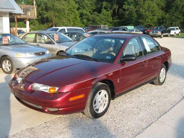 Saturn S Series 2002 photo 2