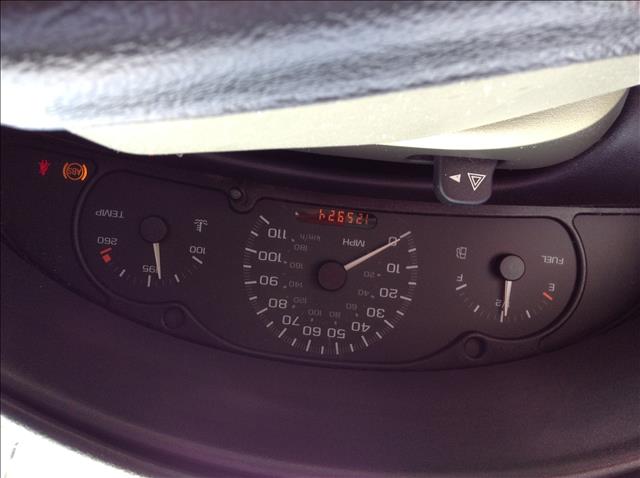 Saturn S Series 2002 photo 1