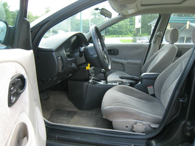 Saturn S Series XL Long Bed 4WD Sedan