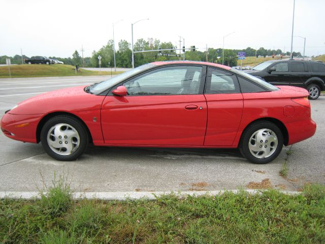 Saturn S Series WGN SE ONE Owner Coupe