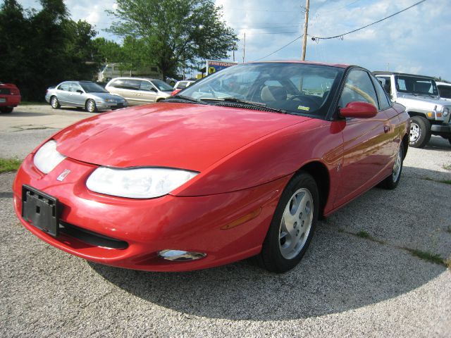 Saturn S Series 2002 photo 1