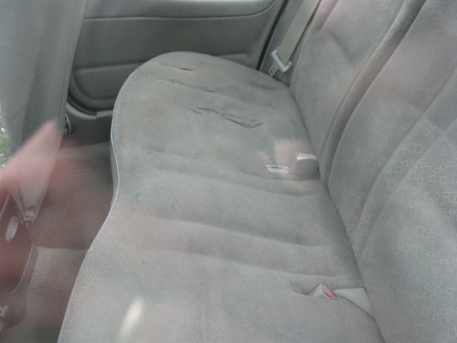 Saturn S Series 2002 photo 5