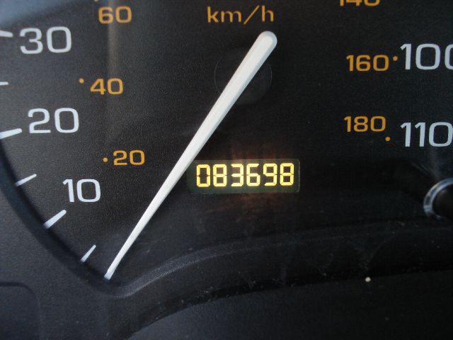 Saturn S Series 2002 photo 24