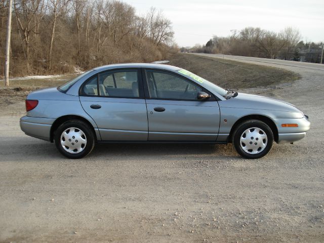 Saturn S Series 2002 photo 36