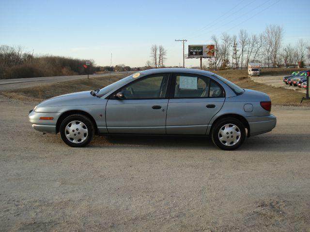 Saturn S Series 2002 photo 40