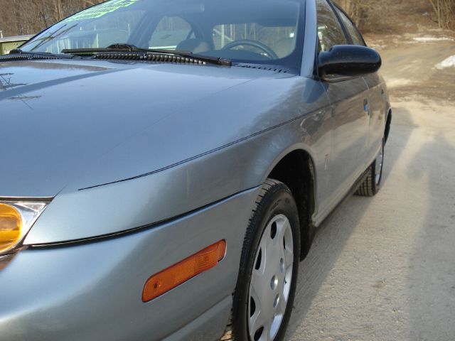 Saturn S Series 2002 photo 9