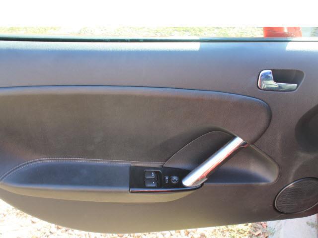 Saturn Sky 2007 photo 10