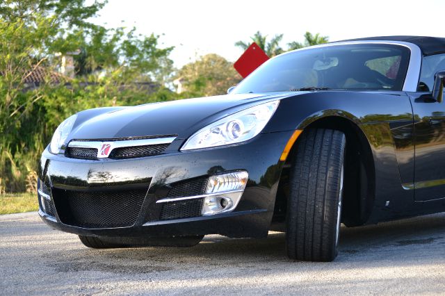 Saturn Sky 2008 photo 3