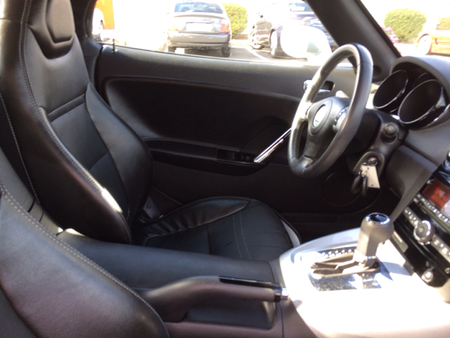 Saturn Sky 2008 photo 4