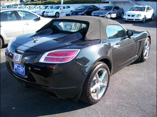 Saturn Sky 2008 photo 2