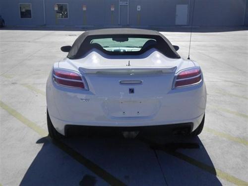 Saturn Sky 2009 photo 2