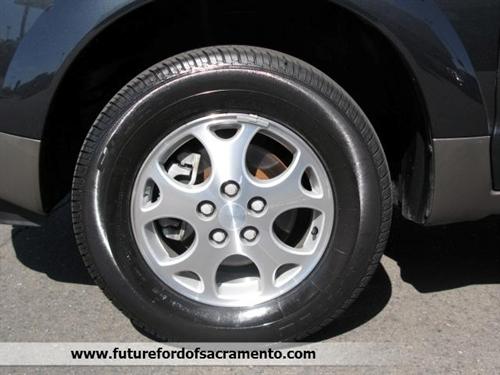 Saturn VUE 2002 photo 3