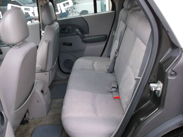 Saturn VUE 2002 photo 8