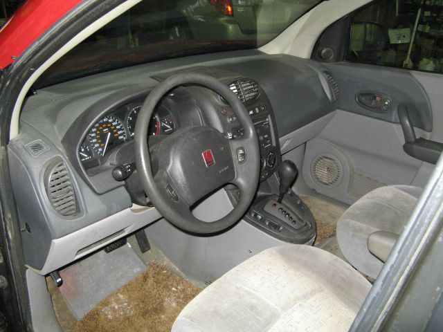 Saturn VUE 2002 photo 4