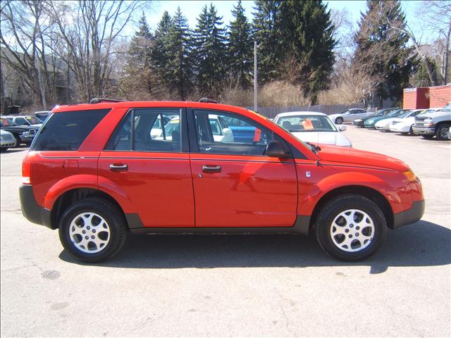 Saturn VUE 2003 photo 3