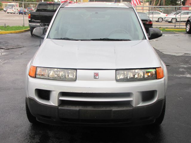 Saturn VUE 2003 photo 2
