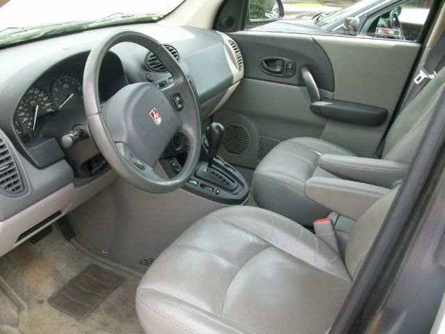 Saturn VUE 2003 photo 1