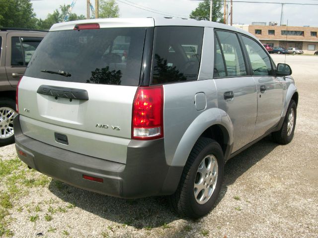 Saturn VUE 2003 photo 2