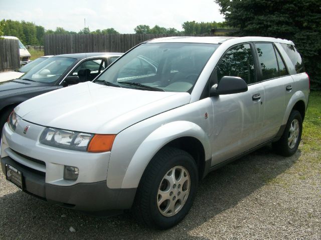Saturn VUE 2003 photo 3