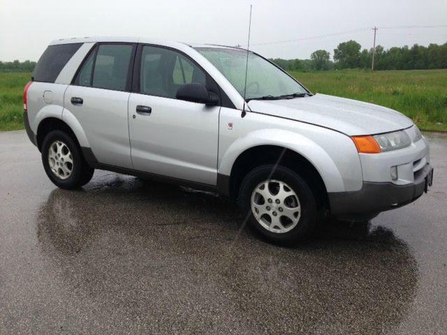 Saturn VUE 2003 photo 1